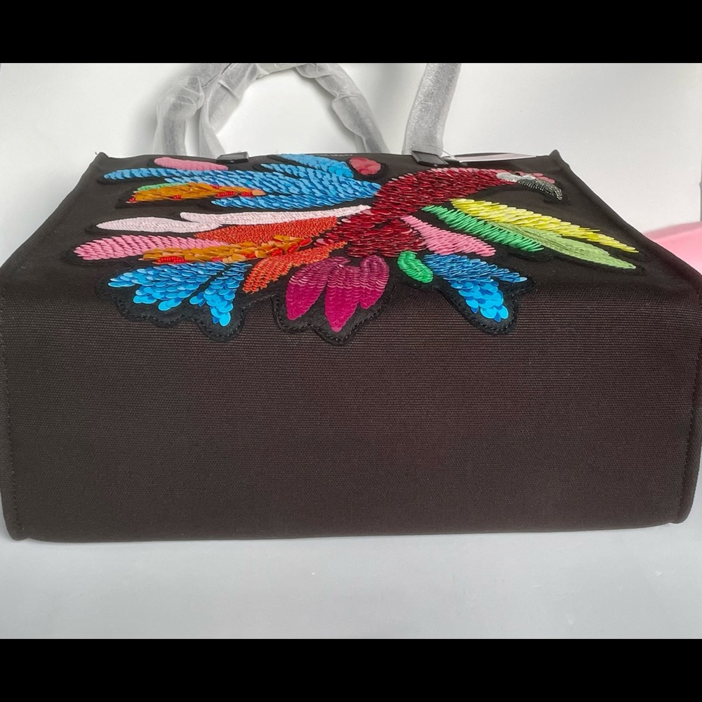 NWT!! KATE SPADE ON PURPOSE PARROT KITT TOTE - Picture 5 of 14